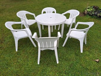 Zahradní nábytek 6 židlí a stůl plast - 4