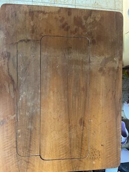 Starý šicí stroj Zetina - 4