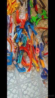 Hot Wheels jízda po zdi - 4