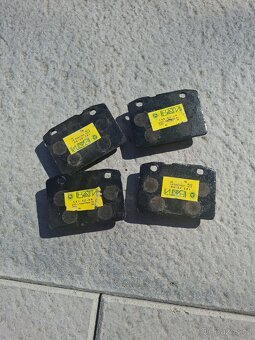 Nové brzdové destičky LADA VAZ - 4