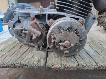 Motor cz175.Prase, - 4