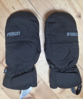 Dětské černé lyžařské rukavice McKINLEY - 4