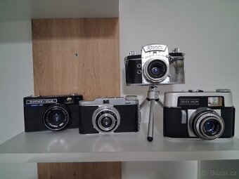 Sbírka starožitných fotoaparátů - 4