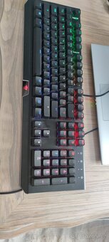 mechanická herní klávesnice Trust GXT 890 Cada. - 4