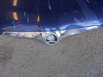 Kapota Škoda Fabia II - 4