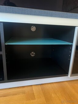Stolek pod TV - 4
