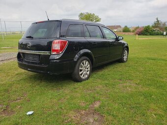 Opel Astra kombi 1.6i nová stk - 4