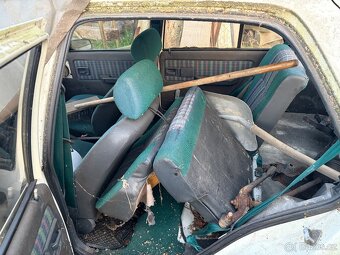 Peugeot 205 - 4
