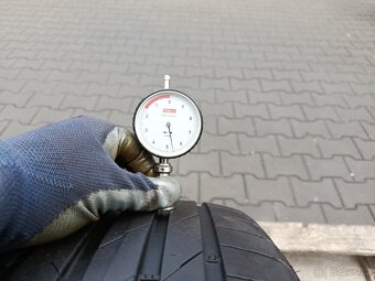 235/45/20 letní pneu hankook - 4