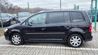 Volkswagen Touran - 4