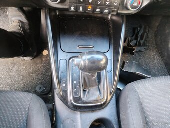 Kia carens CR doklady automat - 4