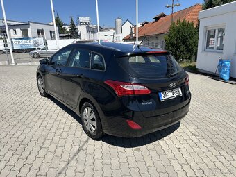 Hyundai i30 1.6CVVT - 4