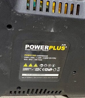 Bezolejový kompresor Powerplus POWX1703 + příslušenství - 4