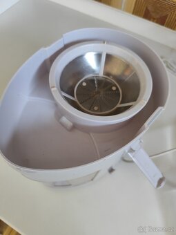 Odšťavovač CLATRONIC - 4