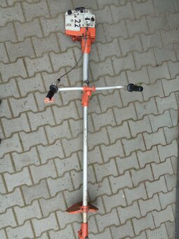 Křovinořez STIHL FS 200 - 4