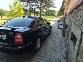 Škoda Superb - 4