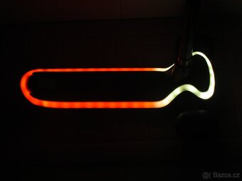 Dětská koloběžka CARIBOO LED SCOOTERS - 4