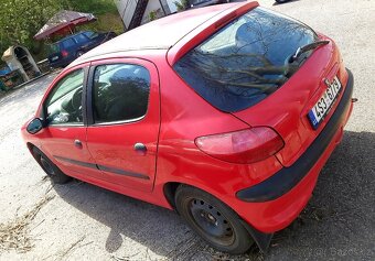 Prodam Peugeot 206 1.4 benzín - 4