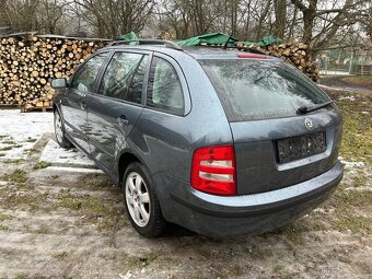 Škoda Fabie Combi 1,4 16 V 55 KW r.v. 2004 . - 4