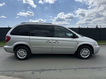 Chrysler Voyager 2.5 CRD 105kw +Najeto 235TKM+7MÍST - 4
