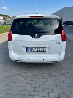 Peugeot 5008 1,6 eHDi, r.v. 2014,7 míst, AUTOMAT, tažné zař. - 4