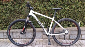 Ghost Kato 7.9 AL star white, kola 29", velikost L - 4