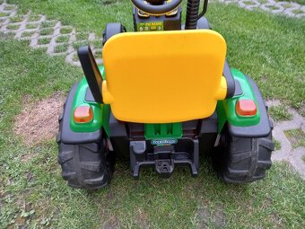 Elektrický traktor Peg Perego John Deere - 4