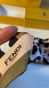 Šátek Fendi - 4