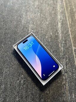 IPhone 15 Pro - 128GB KRÁSNÝ STAV - 4