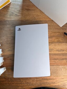 Sony Playstation 5 s mechanikou + 2 ovladače - 4