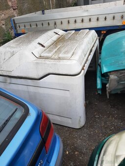 Zadní dveře s nádstavbou na korbu na favorit pick-up - 4