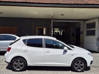 Seat Ibiza 1.4i 16v 2010 - 4
