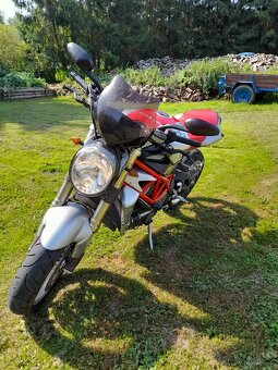MV Agusta Brutale 910 - 4