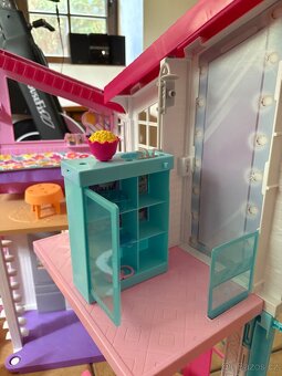 BARBIE VELKÝ DOMEK - 4