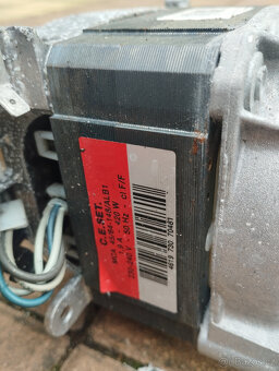 Pračka Whirlpool AWT5108/4 – 1000 - 4