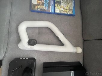 Prodám PS4 + VR - 4