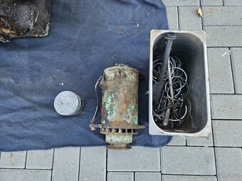 Prodám motor tatra 600 Tatraplan - 4