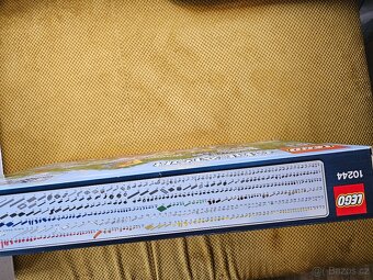 Krabice s manuály 10244 - 4