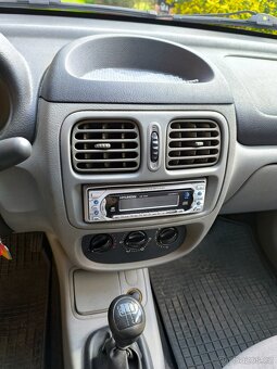 RENAULT THALIA 1.4 - 4