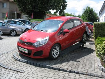 Rio 1,2i-63 kW, 134.000,-Kč - 4