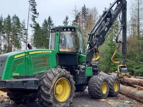 Harvestor John Deere 1170e - 4