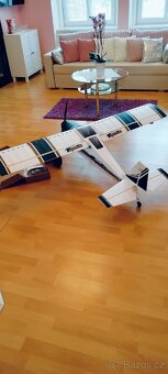 RC model Grand Tundra 1700mm - 4