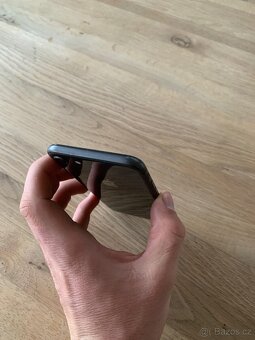 Apple iPhone 8 64gb-baterie 80%- dobrý stav - 4