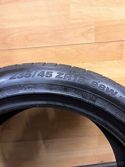 Letní pneu 235/45/18 č.2 - 4