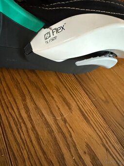 Dětská autosedačka BeSafe iZi Flex FIX ČERNÁ výborný stav - 4