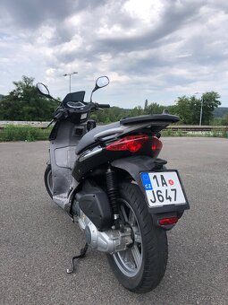 Aprilia Sportcity 200 - 4
