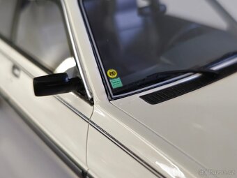 Peugeot 505 V6 1:18 Ottomobile - 4
