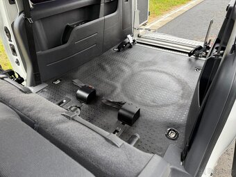 VW Caddy MAXI 1.6tdi 2012 RAMPA - plošina pro ZTP tažné - 4