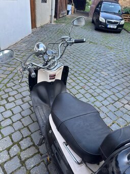 SKÚTR ZNEN RETRO - 4