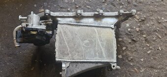 Sani saci potrubi chladic 04l129766ak audi vw skoda - 4